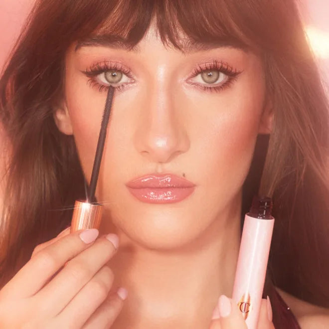 PILLOW TALK PUSH UP LASHES! MASCARA super black